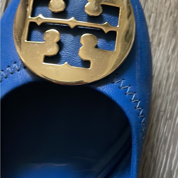 Excellent used Tory flats. Unique color. - Picture 2 of 2